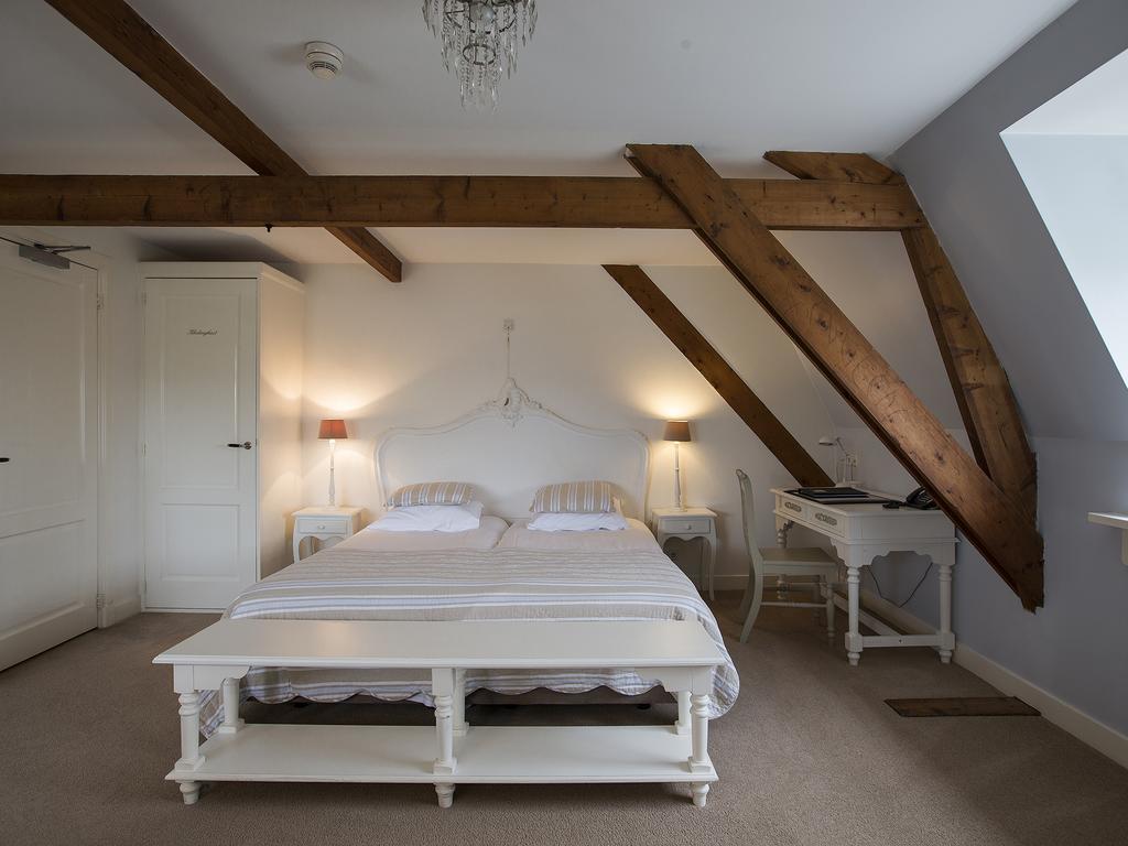 B & B Hotel The Baron Crown Den Helder Room photo
